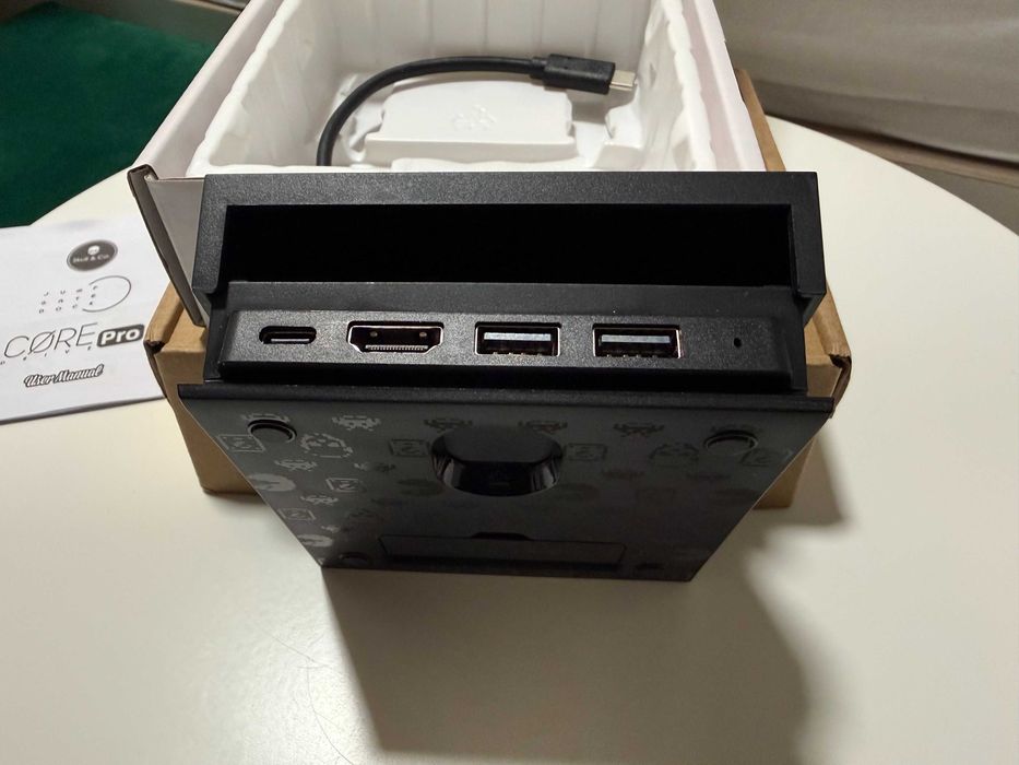 Skull & Co. Jumpgate Pro stacja dokująca do Nintendo Switch