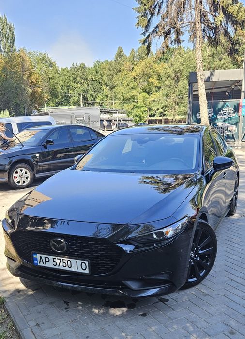 Мазда 3 2019 года
