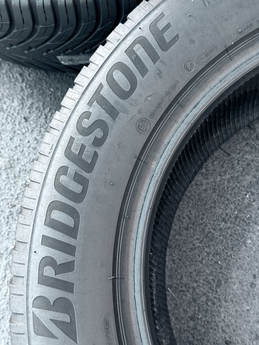 255 55 18 Bridgestone Blizzak LM005 85% 2024 Шини Зима