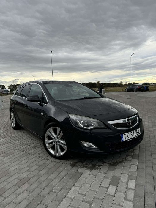 Opel Astra uszkodzony silnik 2.0 cdti 165KM