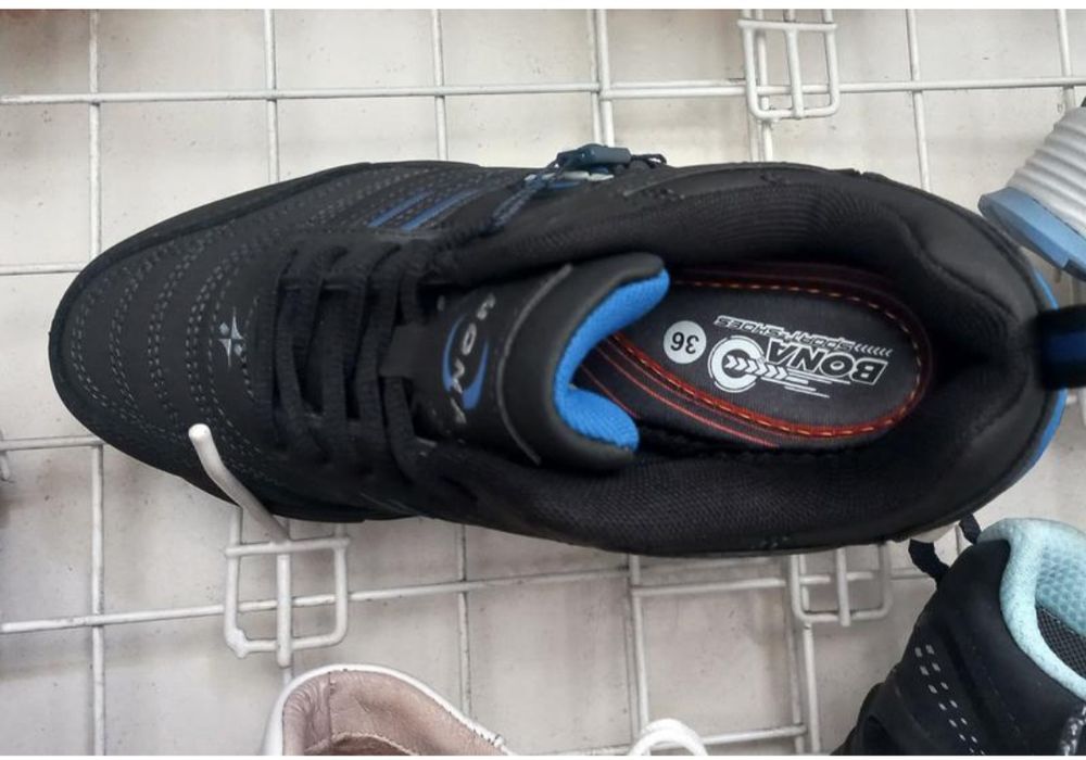 Кросівки макасини  bona