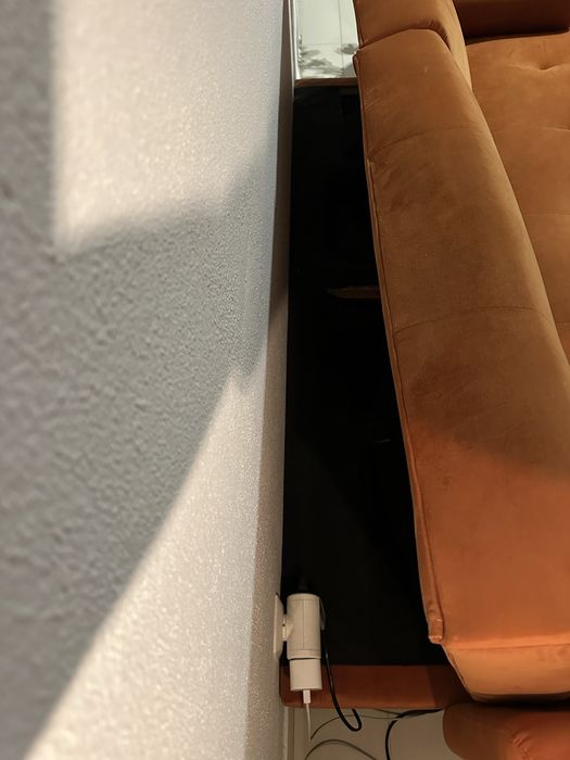 Sofá Cama em Veludo Cor de Laranja