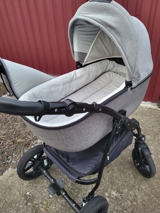 Продам коляску Victoria Gold Classic 2в1