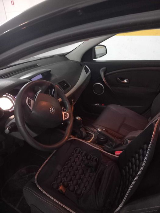 Renault Megane 1.5 dci 110 cv — photo 5