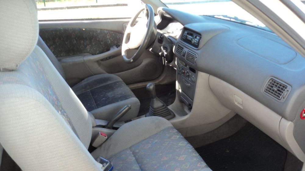 Toyota Corolla E11 2.0D 3P 1998 - Para Peças