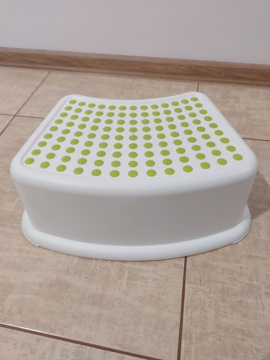 Дитяча сходинка подіум