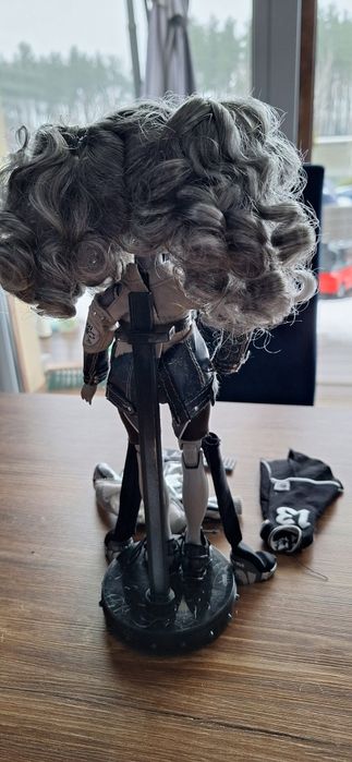 Lalka Nicole z kolekcji Shadow High