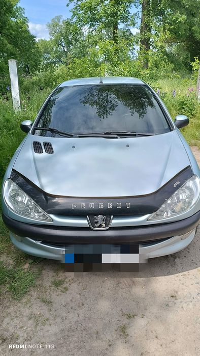 Продам Пежо 206 седан