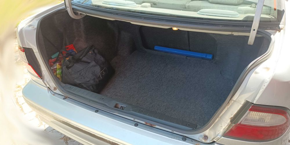 Nissan Almera N15 1.6 GX c/ AC, Rádio c/ GPS e Câmara Marcha-Atrás