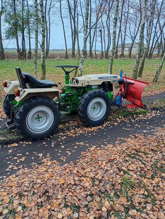 Ciągnik ogrodniczy ciagniczek tv521  traktorek TV521 spych do śniegu