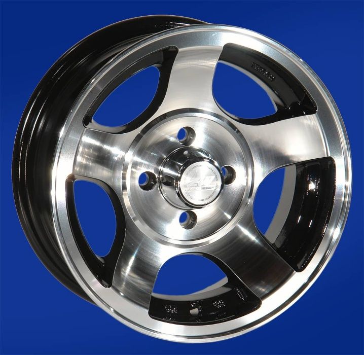 Титаны ZW-689 BP R13 на ВАЗ с вылетом. Наложкой Без Предоплат