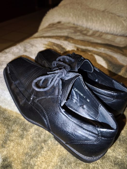 Buty garniturowe chłopięce