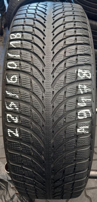 225/60/18 Michelin Latitude Alpin LA2 104H