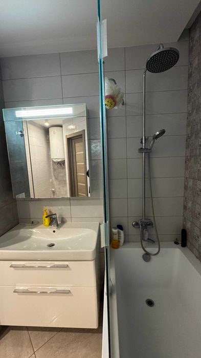 Продам шикарную 3 к.кв в Чугуеве (Авиатор)