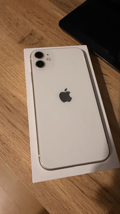 iPhone 11 64 gb biały