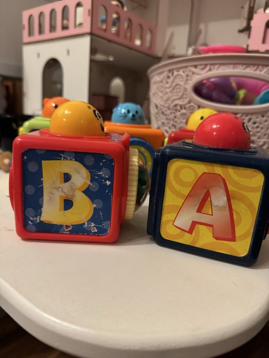 Рухомі кубики fisher price