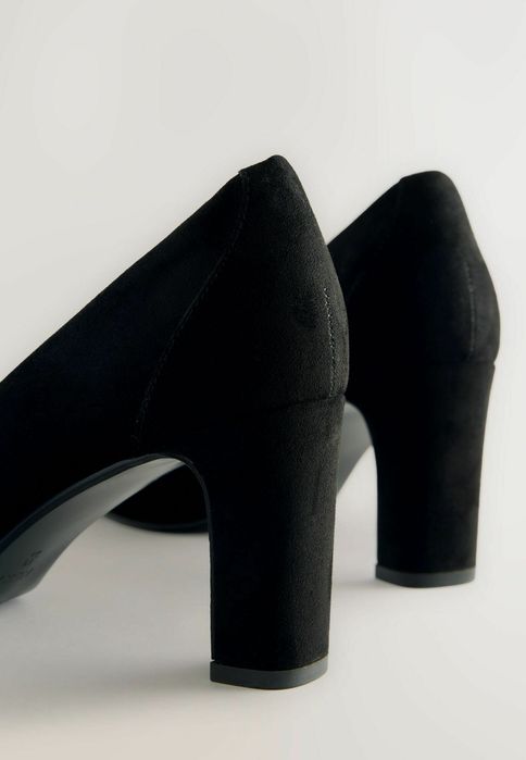 Next 41 Buty Damskie Czarne Czółenka Welurowe Klasyczne T1378