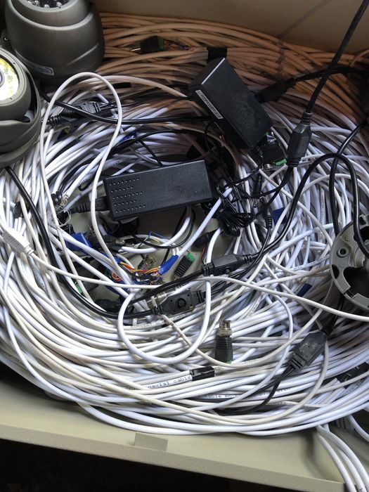 Видеонаблюдение HIKVISION DS-7108HQHI-K1  Комплект под ключ.