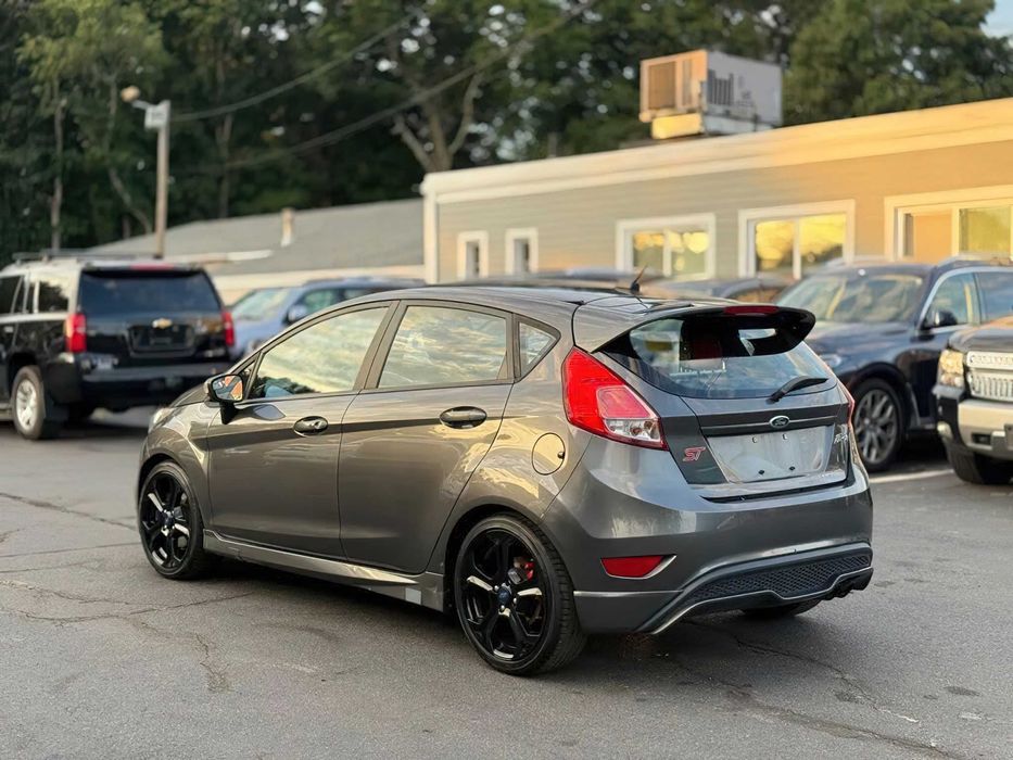 Ford Fiesta Titanium      2016