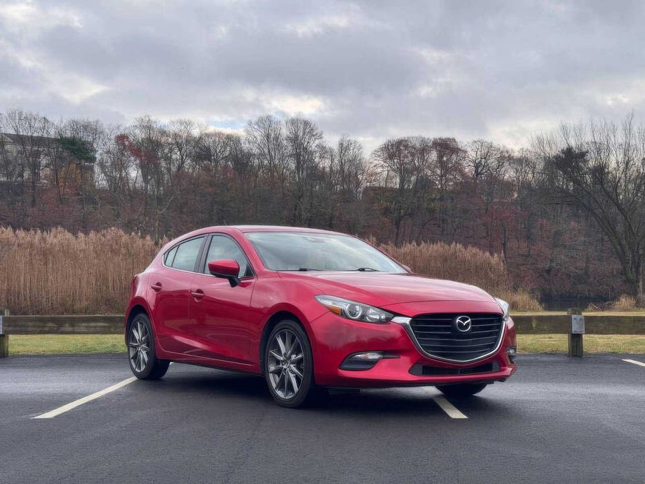 Mazda 3      2018
