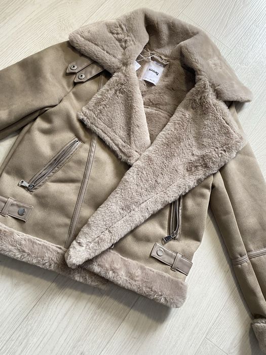 Куртка з теплим коміром xs