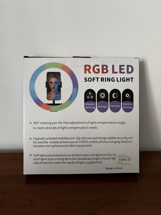 Ring Light RGB 26cm NOVA (Comando e Suporte para Telemovel Incluidos)