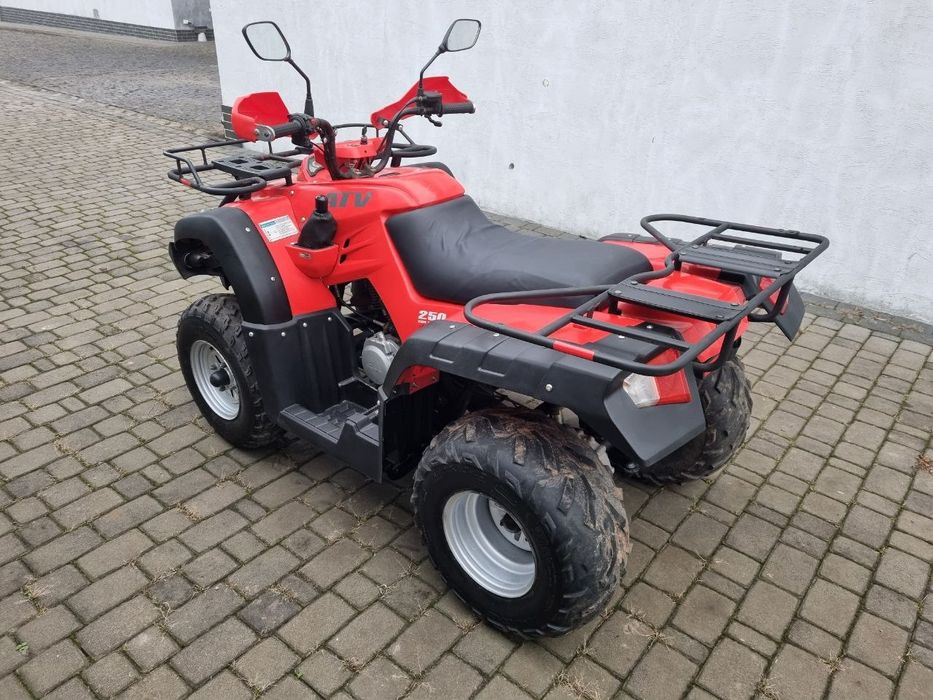 Квадроцикл jianshhe-yamaha 250 кубів у відмінному стані