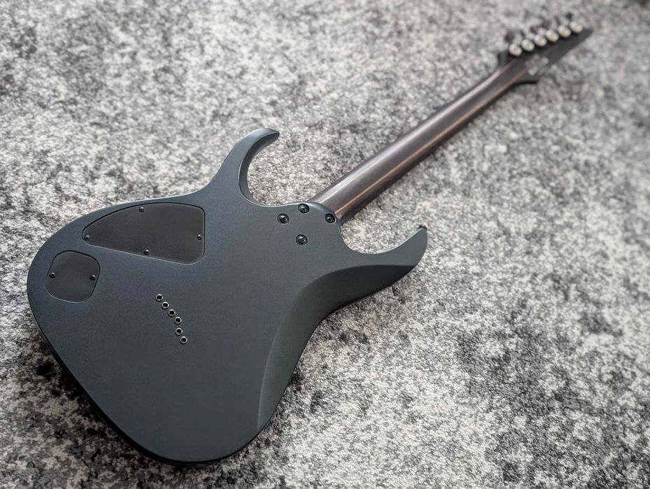 Электрогитара Ibanez RGAR61AL (звукосниматели Bare Knuckles Aftermath)