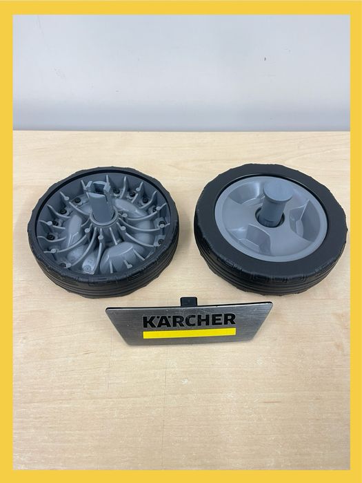 Koła tylne zbiornika odkurzacza piorącego Karcher Puzzi 8/1 , 10/1