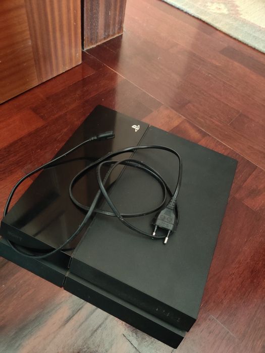 PS4 Sony 1 TB formatada