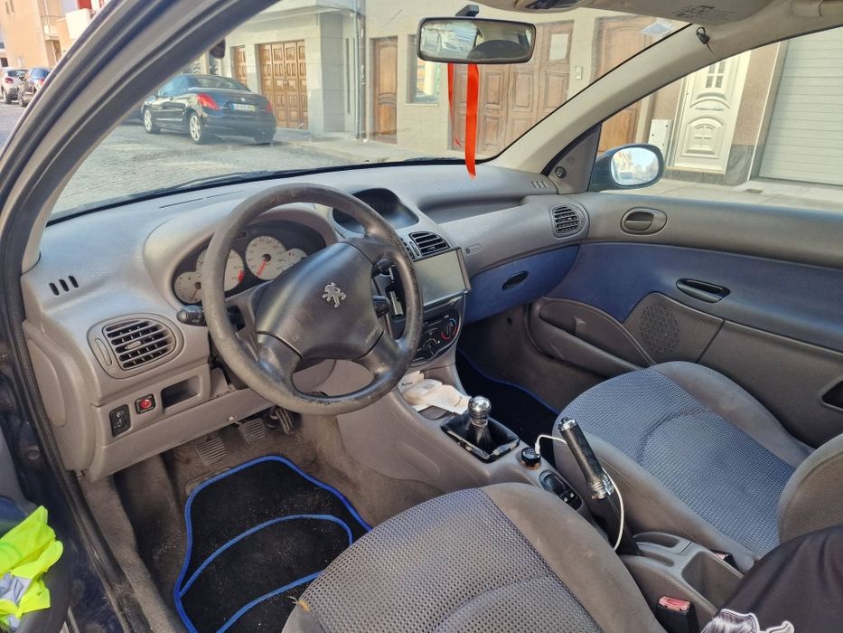 Peugeot 206 1100