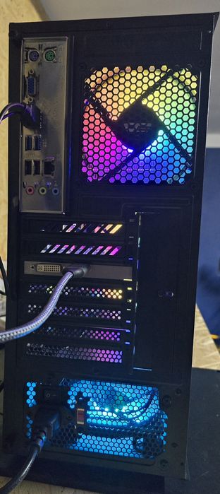 Komputer biurowy AMD Quad-Core 3.80 GHz, 16 GB RAM, dysk 1 TB!