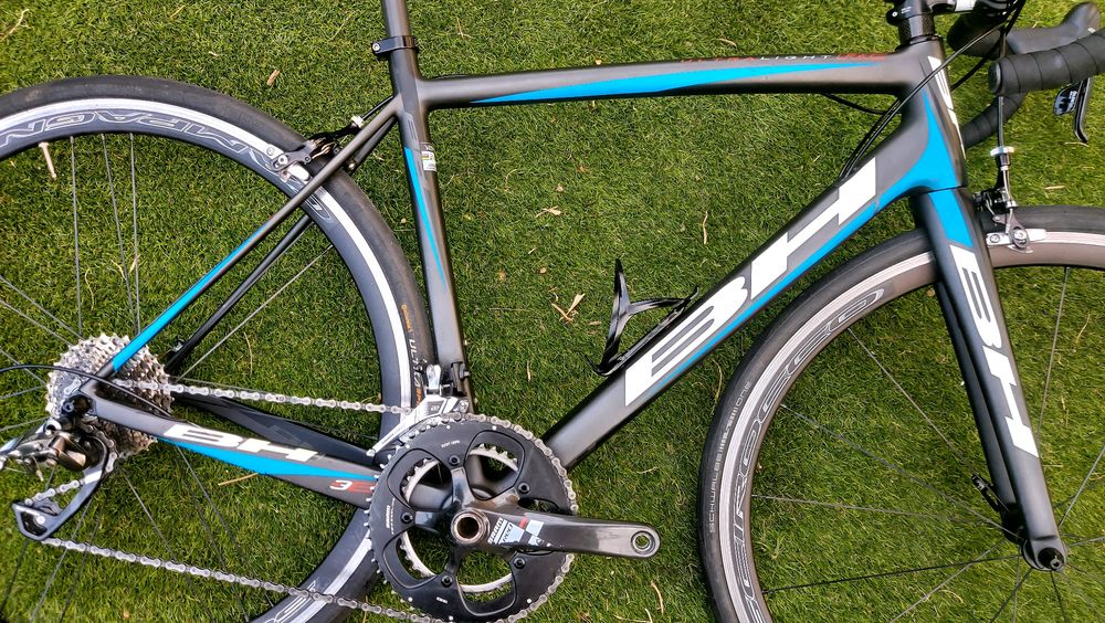 Bicicleta Estrada Carbono BH t53