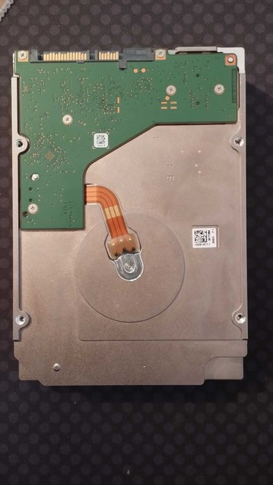 Disco 12TB 3.5" SATA III 7200 RPM – Com Alerta / Setores Realocados (OOS12000G)