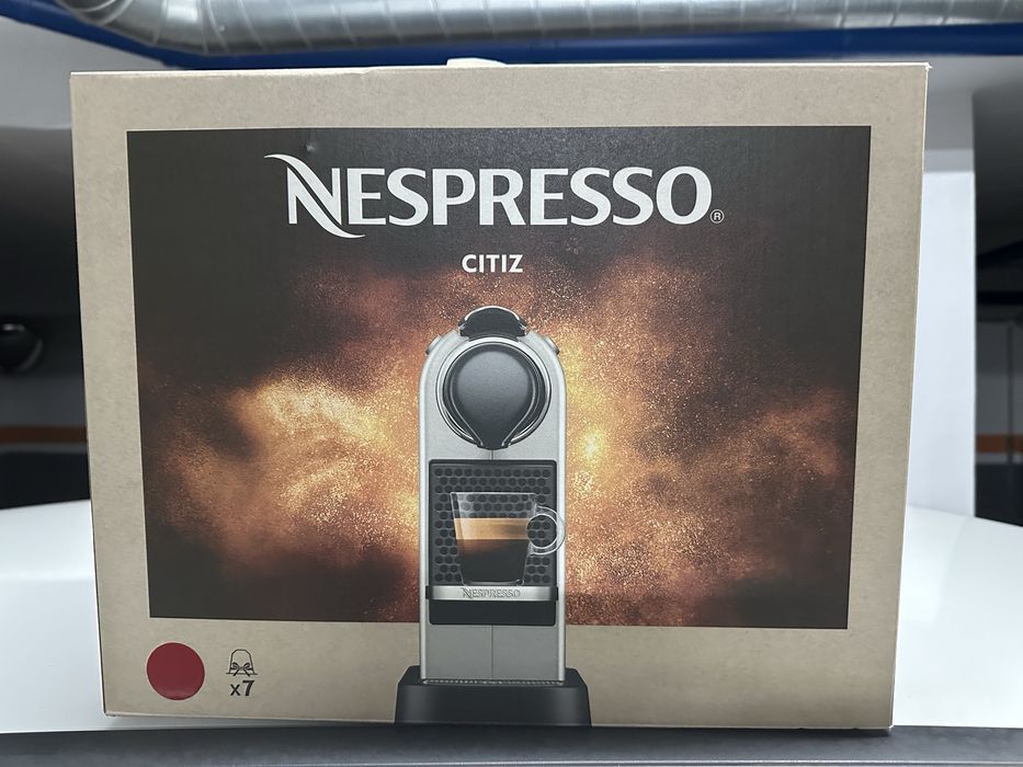 Maquina café Nespresso Citz vermelha, nova com garantia!