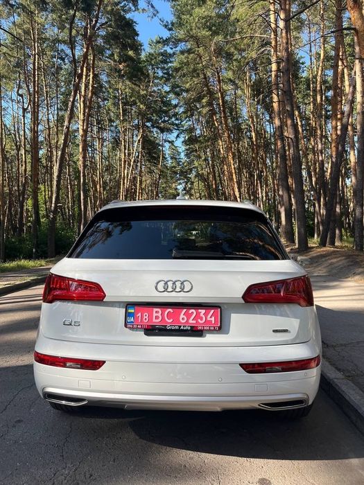 Продам ауді кю-5