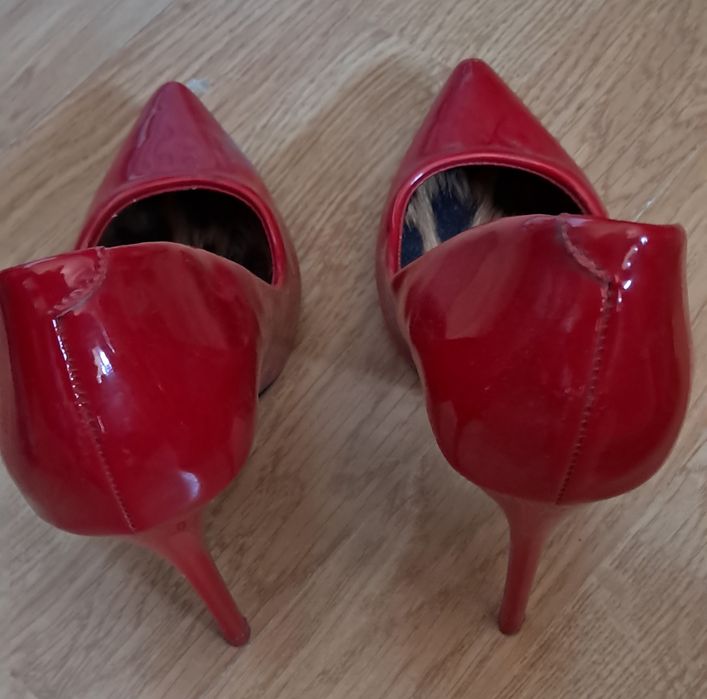 Sapatos femininos salto agulha