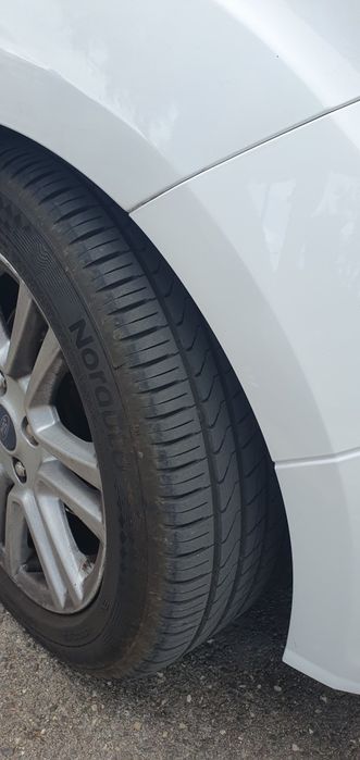 Ford Tourneo Courier Titanium 1.5 TDCi | 2017 Titanium 1.5 TDCi | 2017