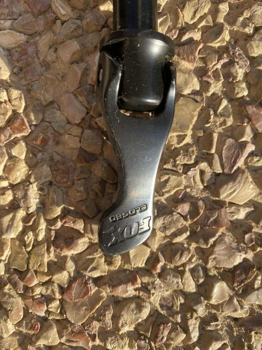 Eixo Passante FOX 15x110mm Boost – Suspensão Dianteira