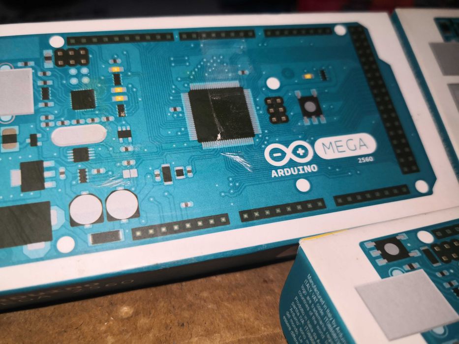 Lote Arduino Original NOS – Mega ADK + Mega 2560 + Uno + LCD/SD