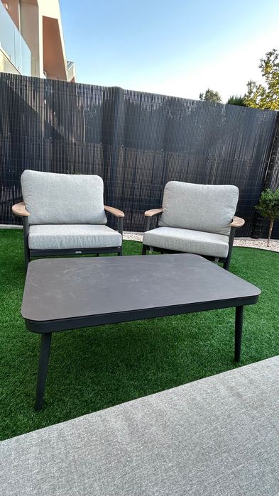Conjunto sofá e poltronas - para jardim