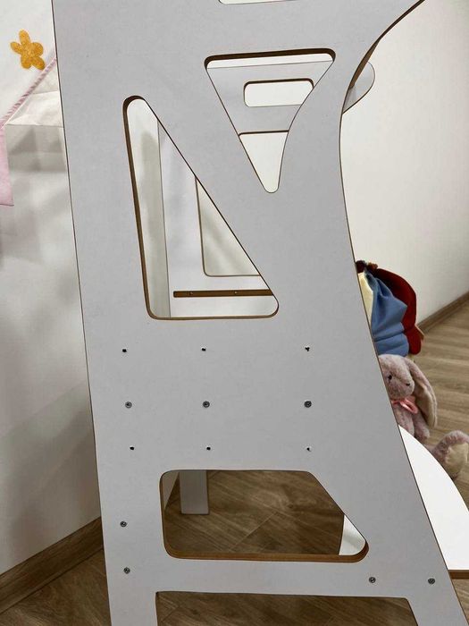 Вежа помічник Монтессорі  Башня Монтессори Помощник