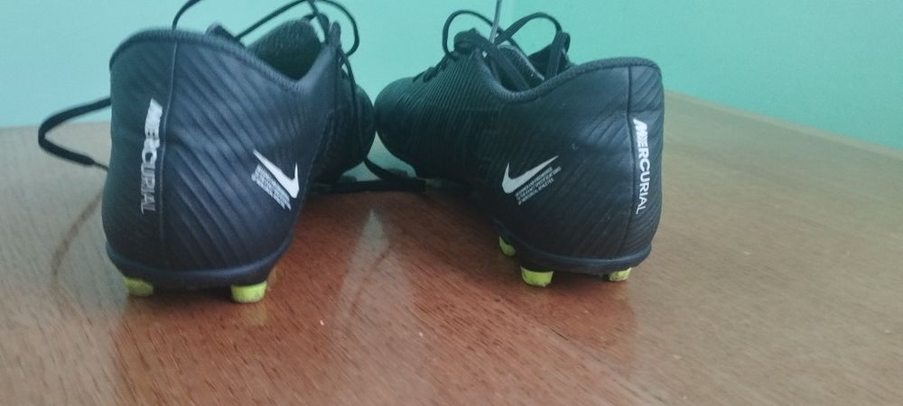 Nike mercurial  розмір40.5