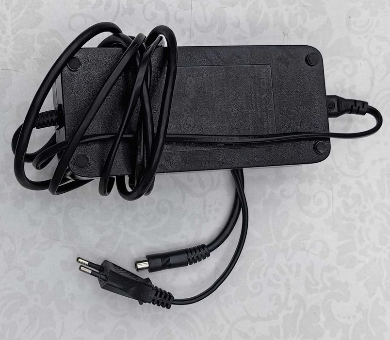 Ładowarka li-ion MDA 42V 4A Do Hulajnogi / Roweru elektrycznego / inne