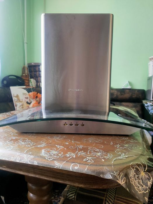 Продам Вытяжку Pyramida бу