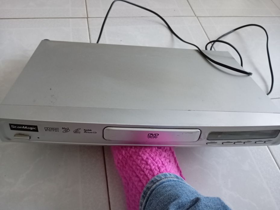 Vendo DVD  em bom estado