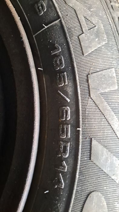 Opony zimowe R 14 185/65 Dębica