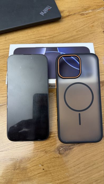 iPhone 16 Pro Max 256 GB – idealny stan + szkło i etui