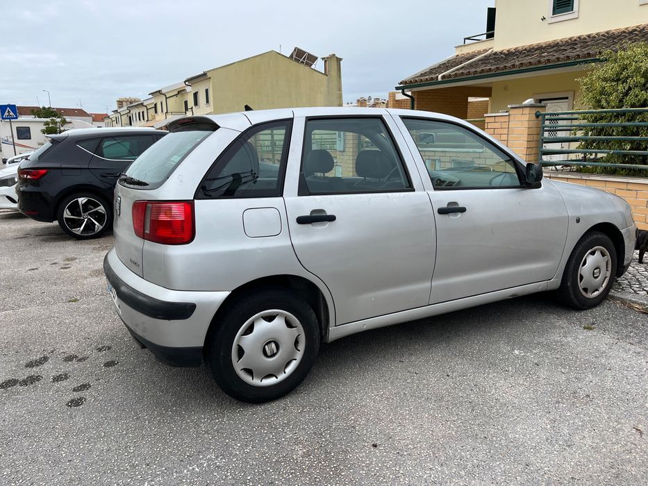 Seat Ibiza 1.0 ano de 2001