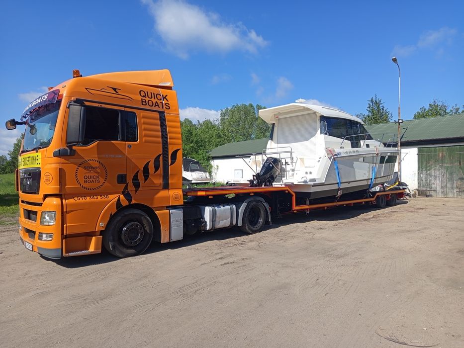 Transport łodzi,jachtów, maszyn rolniczych, gabaryty.